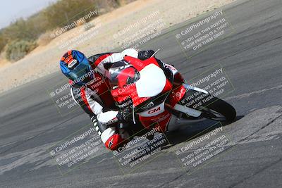 media/Mar-28-2022-Superbike Trackdays (Mon) [[b8603d0f67]]/Open Track Time/Turn 3 Inside/